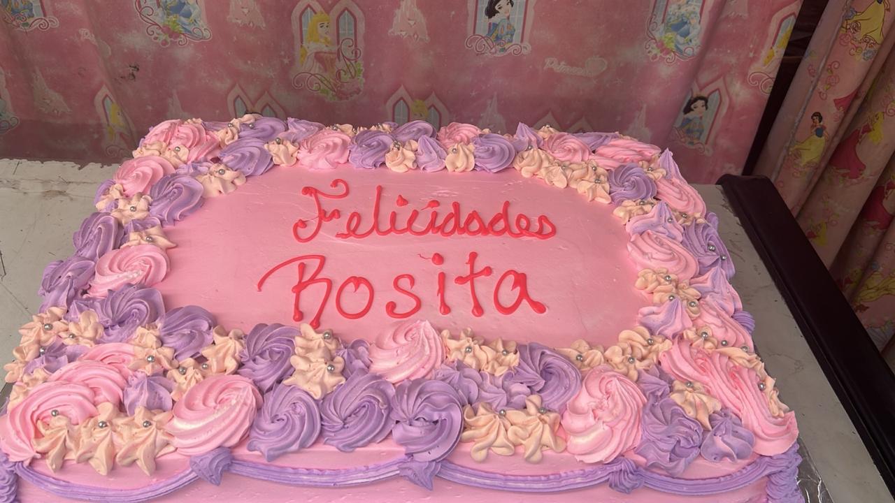 Pastel Felicidades Rosita