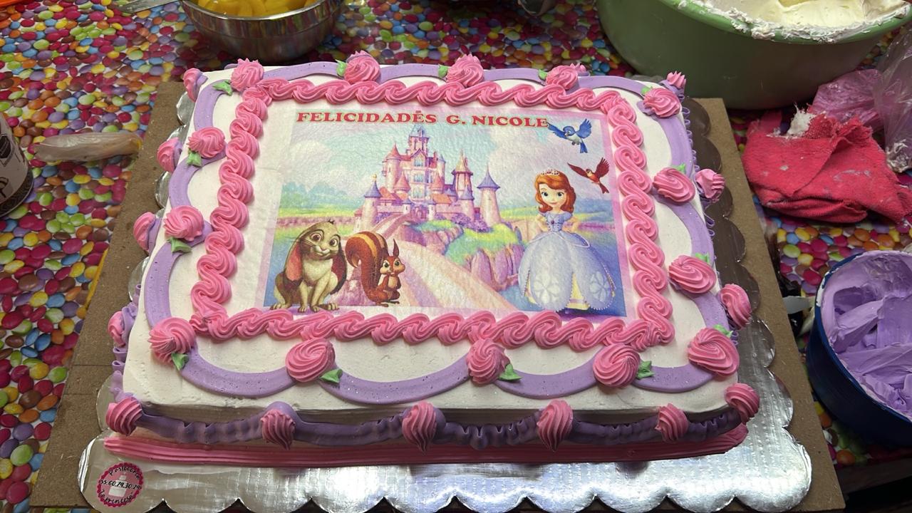 Pastel Sofía la Primera Nicole