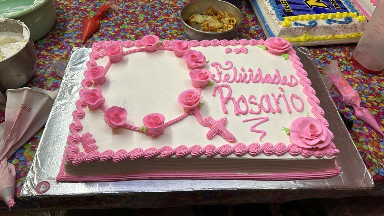 Pastel rosario comunión Rosario