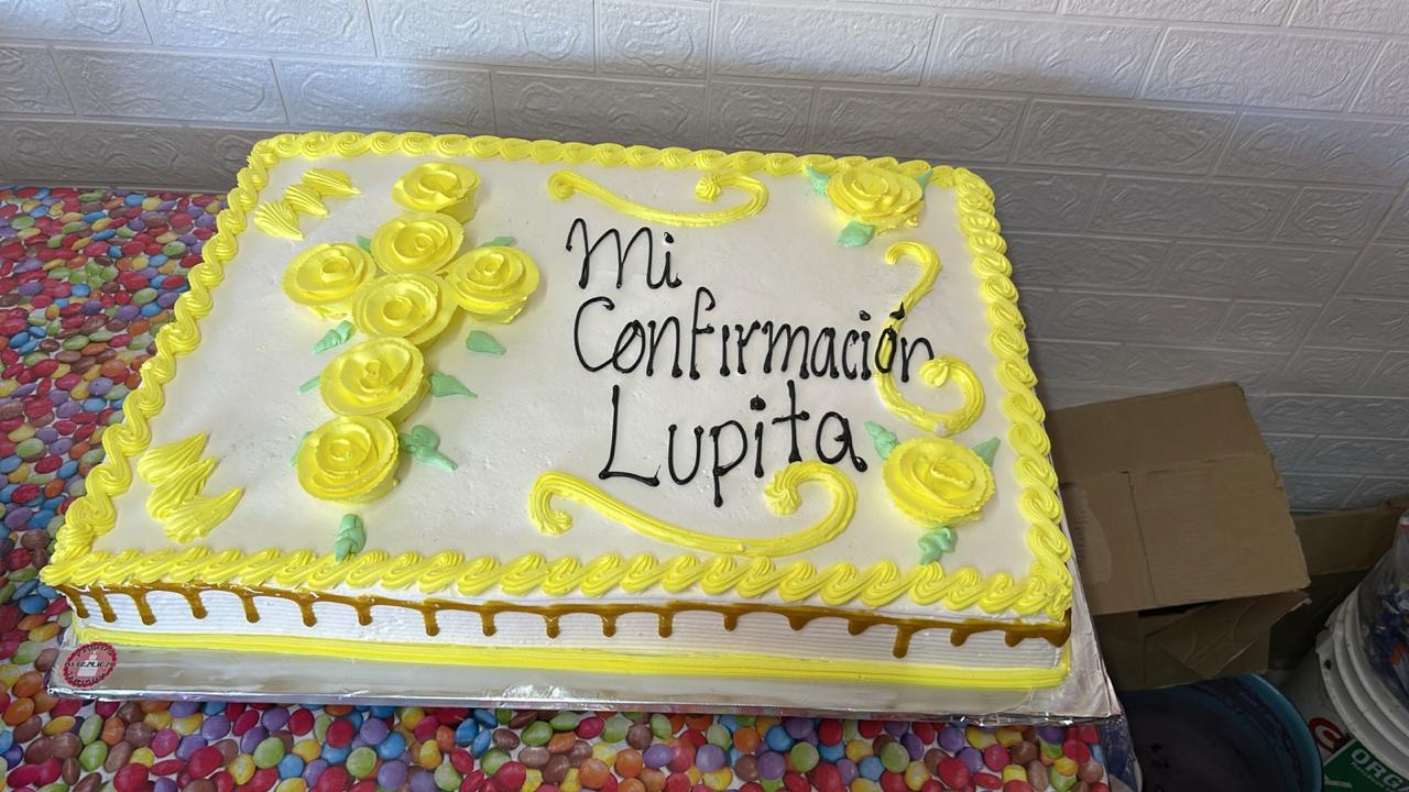 Pastel confirmación Lupita